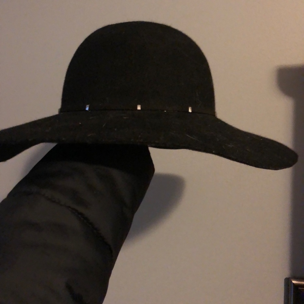 Cute fall hat - Picture 3 of 4